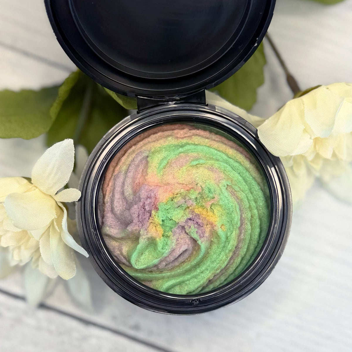 Fallen Leaves Foaming Salt Scrub